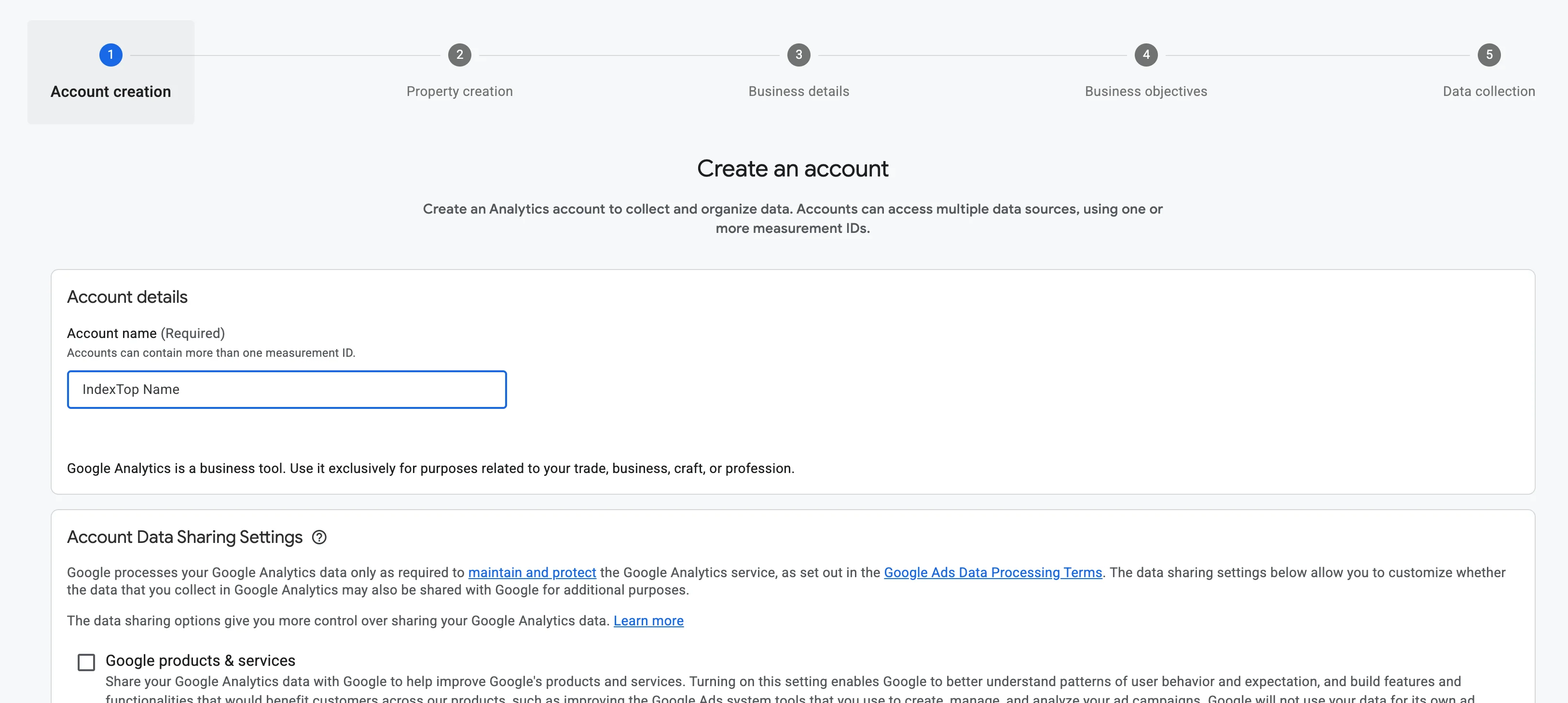 Интерфейс создания аккаунта в Google Analytics с полем для ввода названия и настройками обмена данными